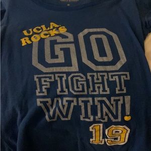 UCLA Bookstore school T shirt